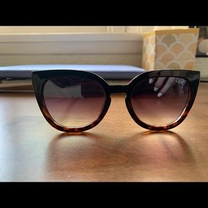 QUAY SUNGLASSES